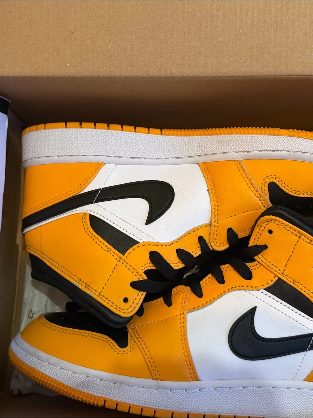 Nike Taxi Yellow and Black High-Top Sneakers Women’s size 8.5